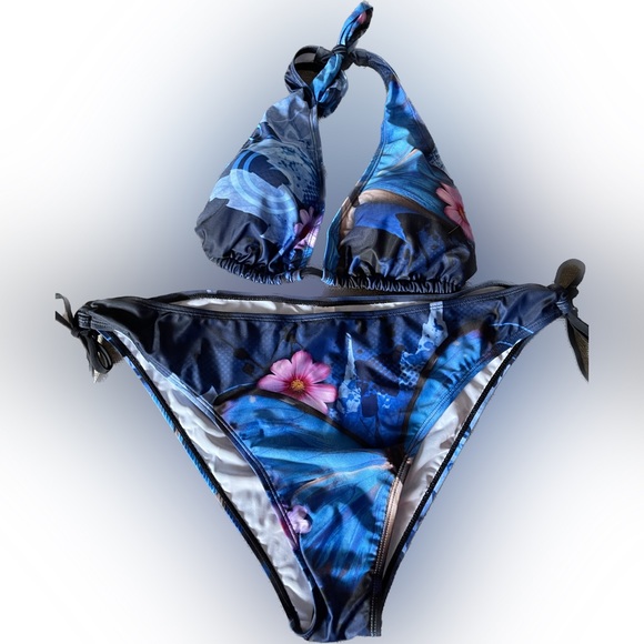 XL 2 piece navy Flowers bathing suit - Picture 1 of 1